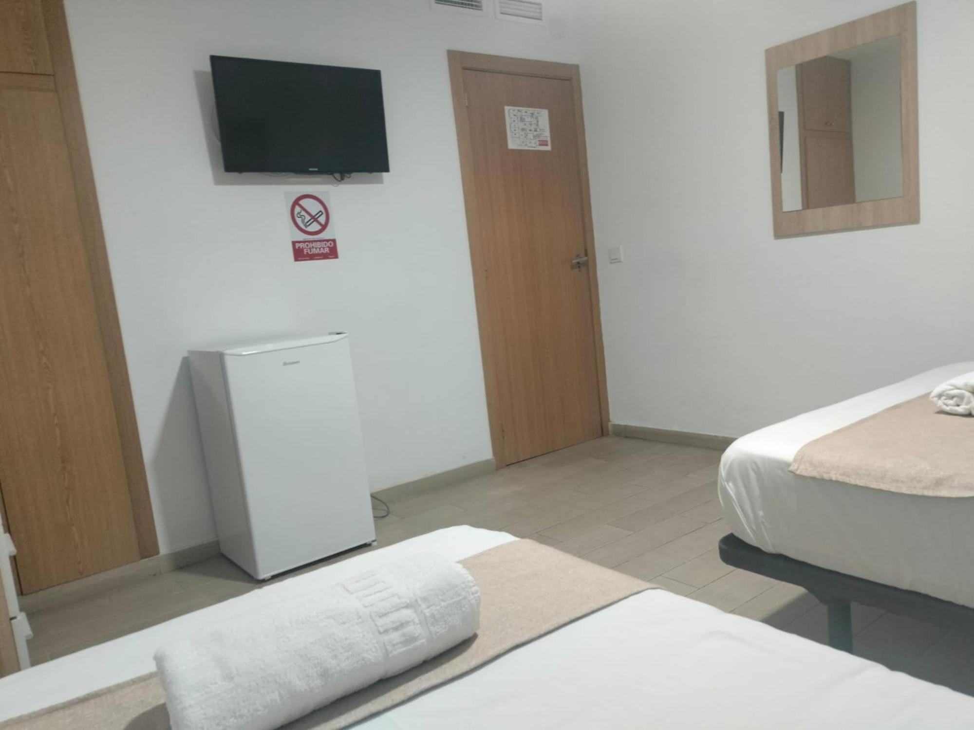 Pension Portugal Alicante Buitenkant foto