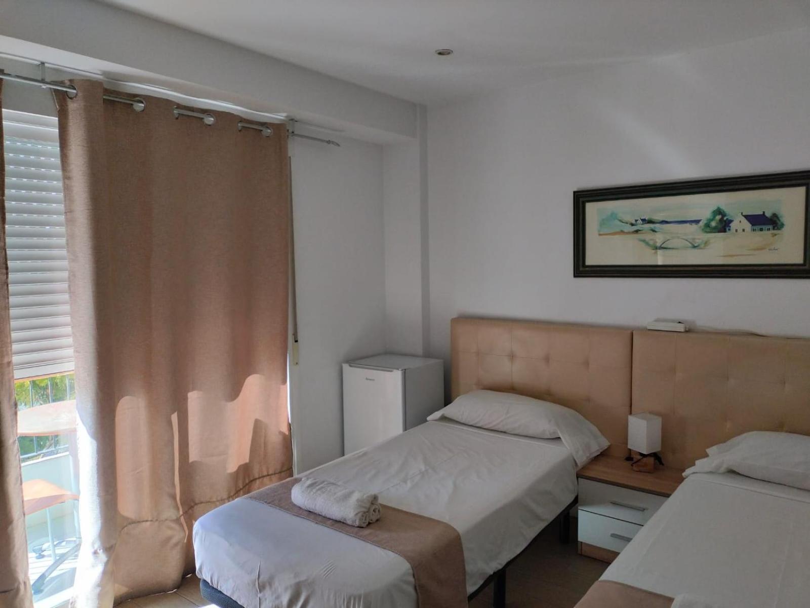 Pension Portugal Alicante Buitenkant foto