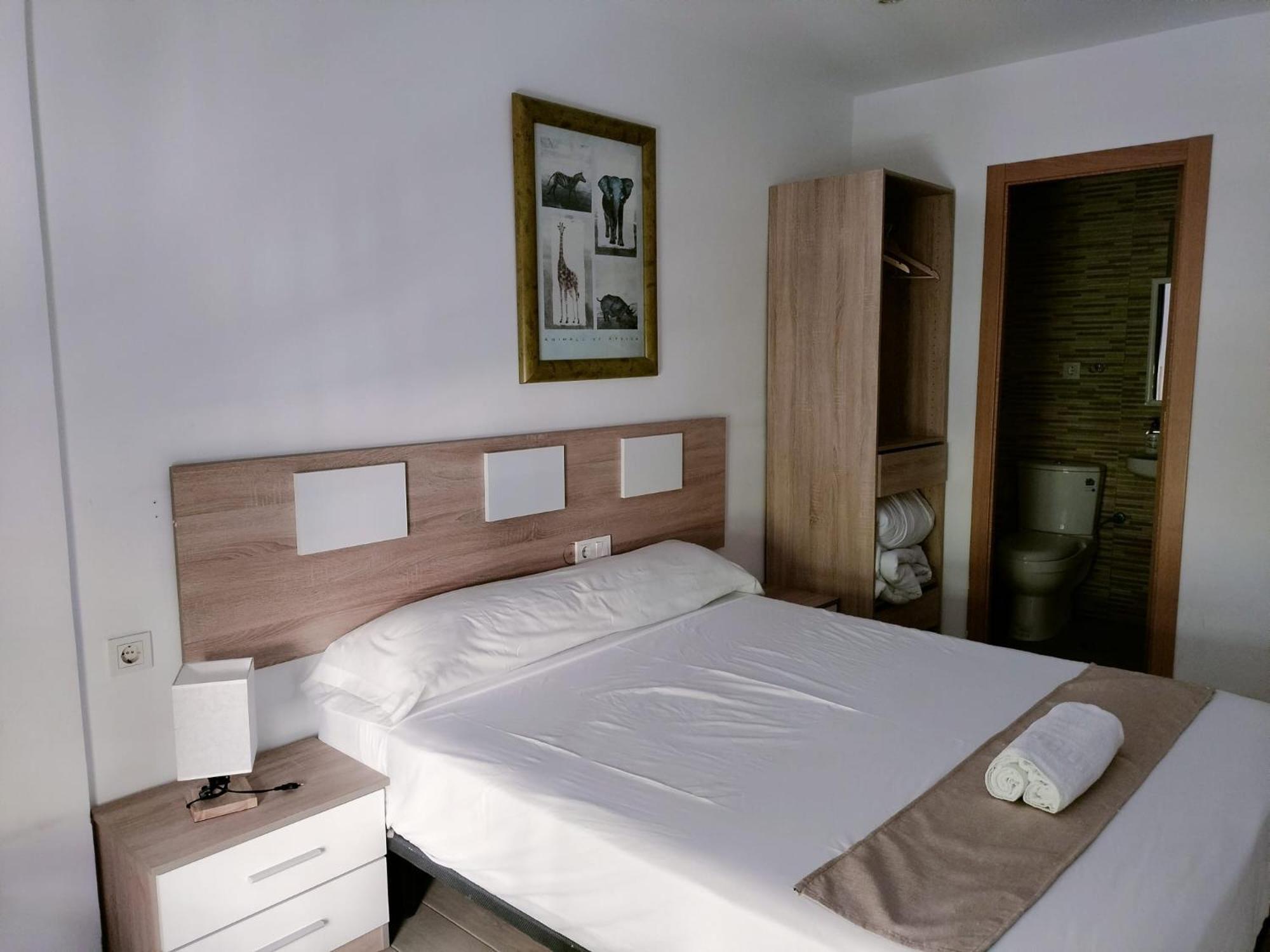 Pension Portugal Alicante Buitenkant foto
